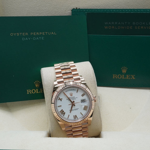 Rolex Day-Date 40 Presidential 228235 Fluted Bezel White Dial