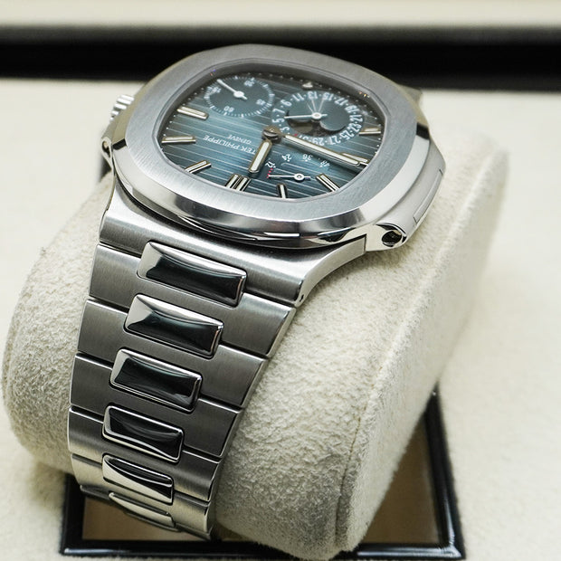 Patek Philippe Nautilus Moon Phases 40mm 5712/1A Blue Dial Pre-Owned