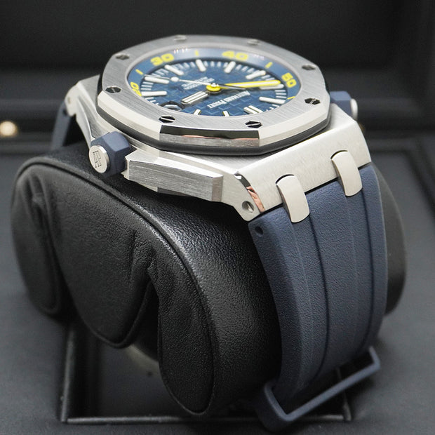 Audemars Piguet Royal Oak Offshore Diver 42mm 15710ST Blue Dial Pre-Owned