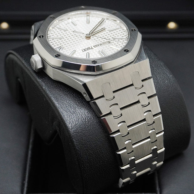 Audemars Piguet Royal Oak Self Winding 41mm 15510ST.OO.1320ST.08 Silver Dial