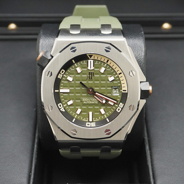 Audemars Piguet Royal Oak Offshore Diver 42mm 15720ST Green Dial