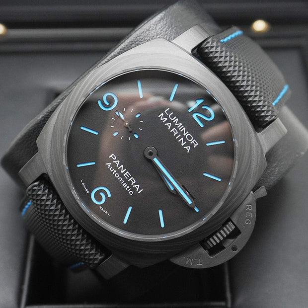 Panerai Luminor Marina Carbotech Black Dial 44 mm PAM01661