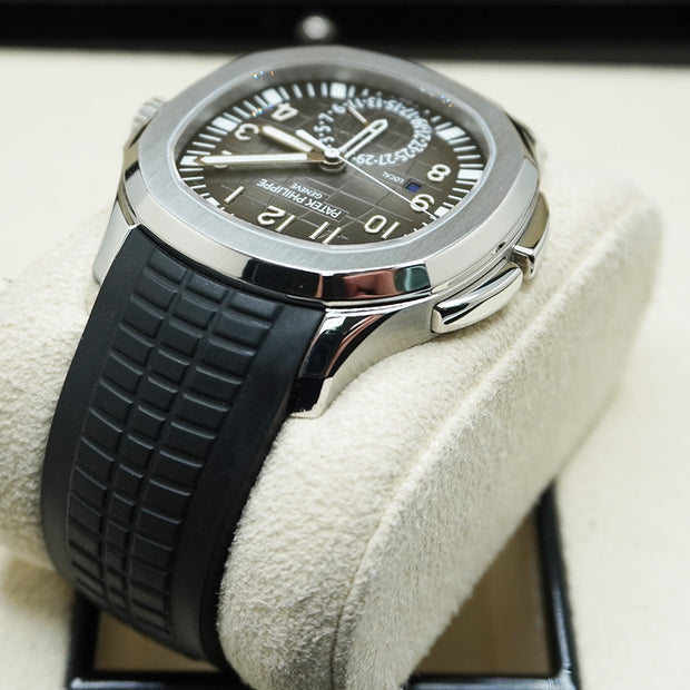 Patek Philippe Aquanaut Dual Time 40mm 5164A Black Dial