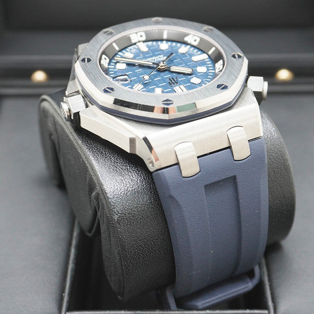 Audemars Piguet Royal Oak Offshore Diver 42mm 15720ST Blue Dial