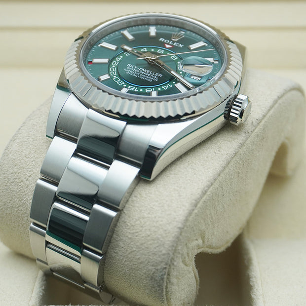 Rolex Sky-Dweller 336934 Green Dial Oyster Bracelet Stainless Steel