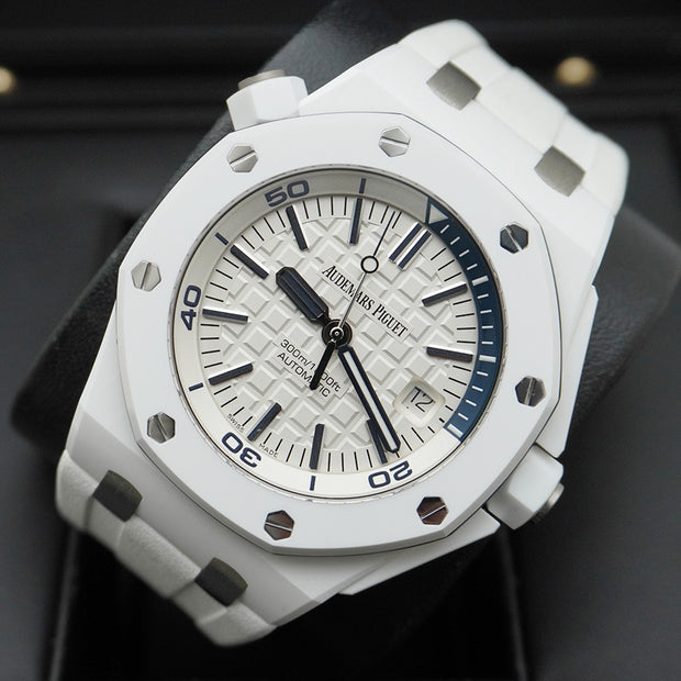 Audemars Piguet Royal Oak Offshore Diver 42mm 15707CB.OO.A010CA.01 White Dial Pre-Owned