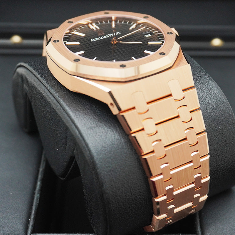 Audemars Piguet | Royal Oak | 15500OR | First Class Timepieces