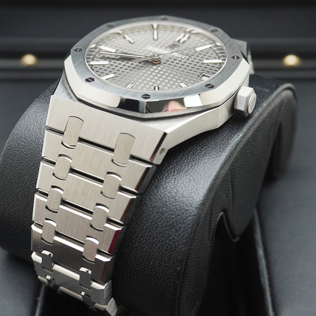 Audemars Piguet Royal Oak 41mm 15500ST.OO.1220ST.02 Grey Dial