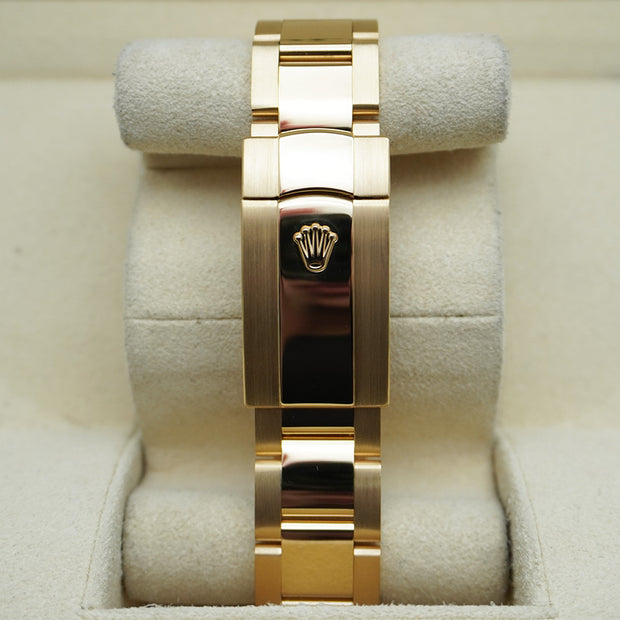 Rolex Sky-Dweller 42mm Yellow Gold 326938 Champagne Dial