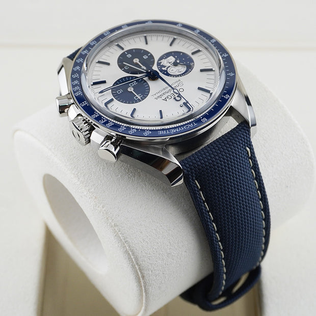 Omega Speedmaster Anniversary Series Co-Axial Master Chronometer Chronograph 42mm 310.32.42.50.02.001 "Silver Snoopy Award"