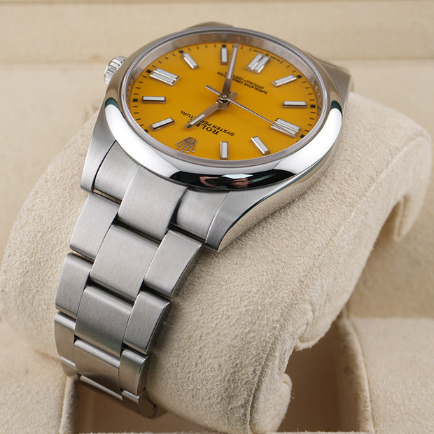 Rolex Oyster Perpetual 41mm 124300 Yellow Dial
