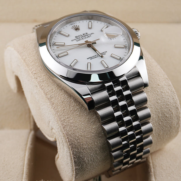 Rolex Datejust 41mm White Dial Smooth Bezel 126300