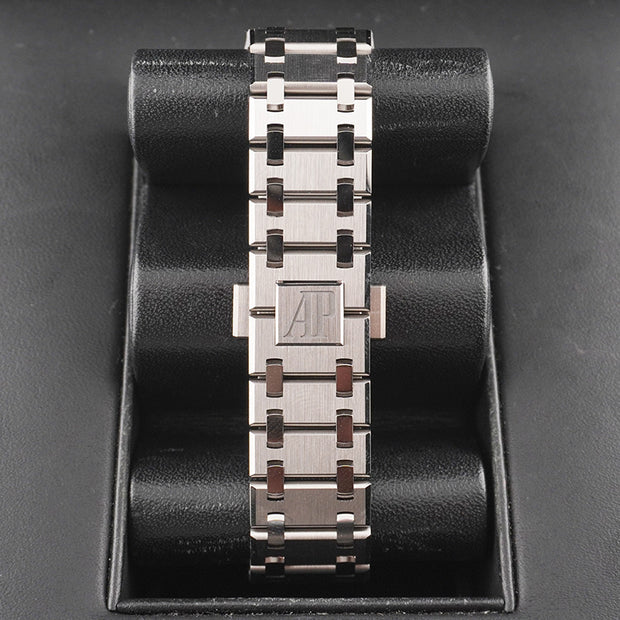 Audemars Piguet Royal Oak Jumbo 16202XT.OO.1240XT.01 Extra-Thin Titanium Burgundy Dial