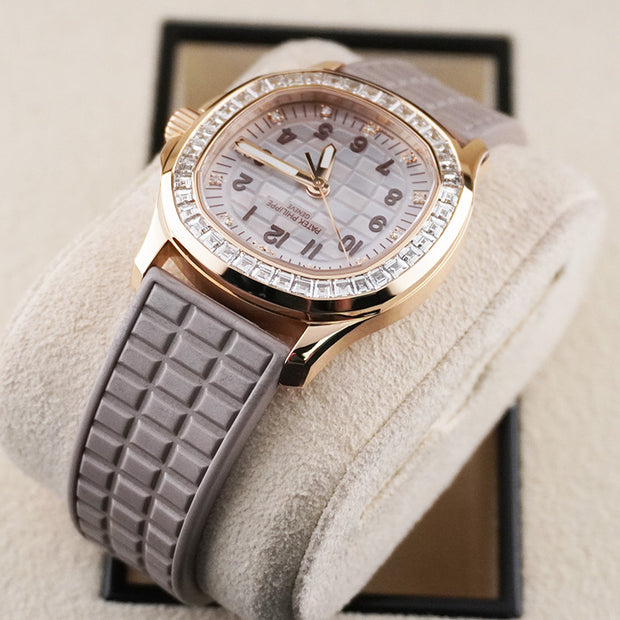 Patek Philippe Aquanaut Luce Haute Joaillerie 35mm 5072R-001 Mother Of Pearl Dial