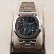 Patek Philippe Nautilus Moon Phases 40mm 5712/1A Blue Dial NEW BUCKLE