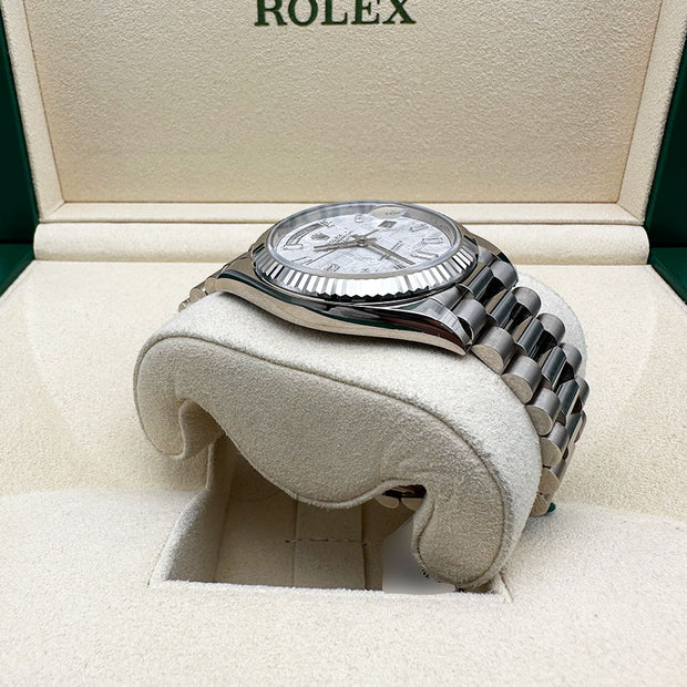 Rolex Day-Date 40 Presidential 228239 Fluted Bezel Baguette Diamond Meteorite Dial