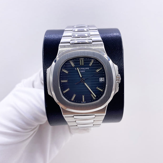 Patek Philippe Nautilus 40mm 5711/1A Blue Dial Pre-Owned