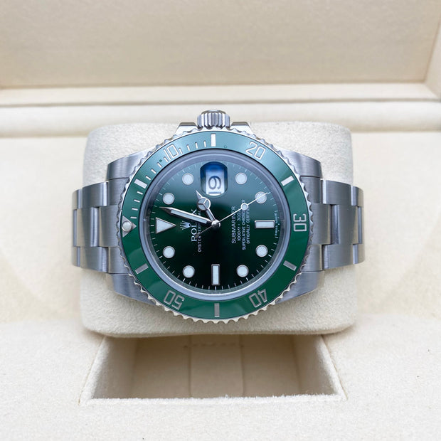 Rolex 116610LV Submariner Date 40 mm Green Hulk Dial Watch