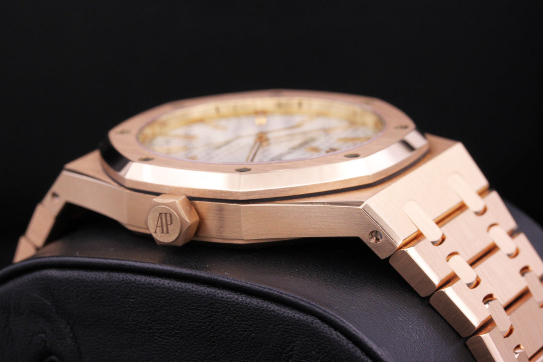 Certified Audemars Piguet | Royal Oak | 15400OR | FCT