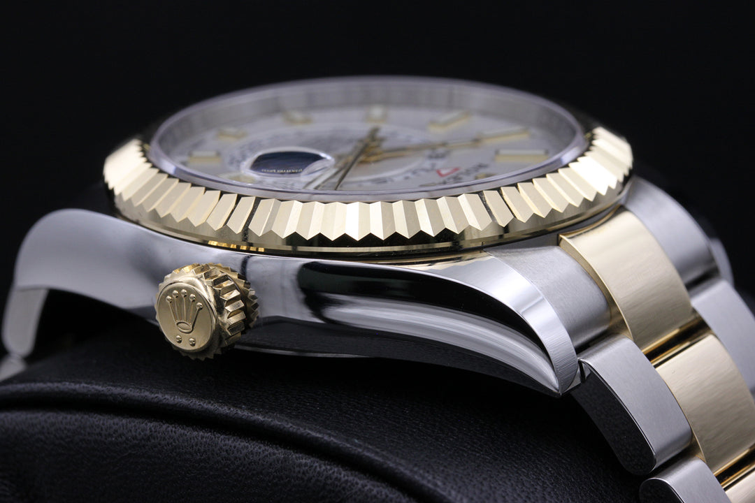 Authentic Rolex Sky-Dweller | 326933 | First Class Timepieces