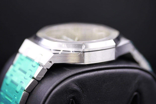 Audemars Piguet Royal Oak 41mm 15500ST Grey Dial-First Class Timepieces